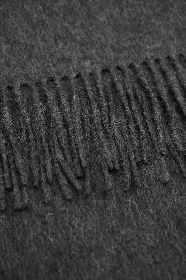 MATINIQUE MAWOLAN SCARF - DARK GREY
