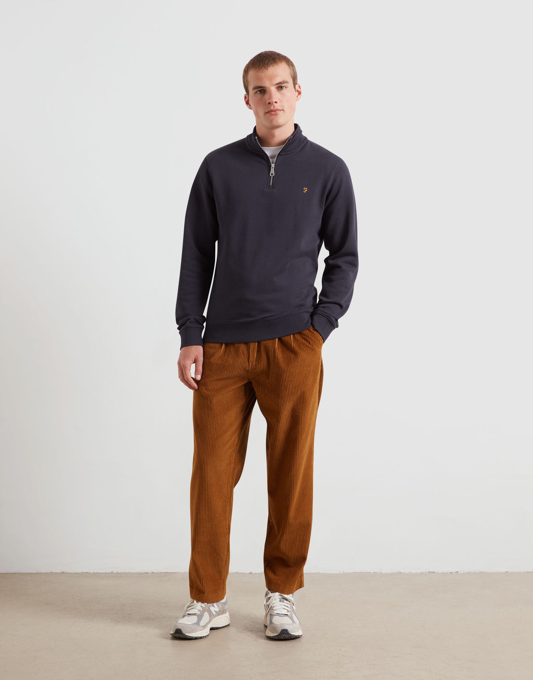 FARAH ARNOLD 1/4 ZIP - TRUE NAVY