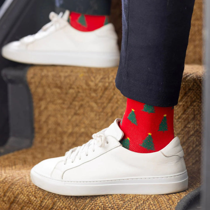 SWOLE PANDA SP504-L CHRISTMAS TREE SOCKS