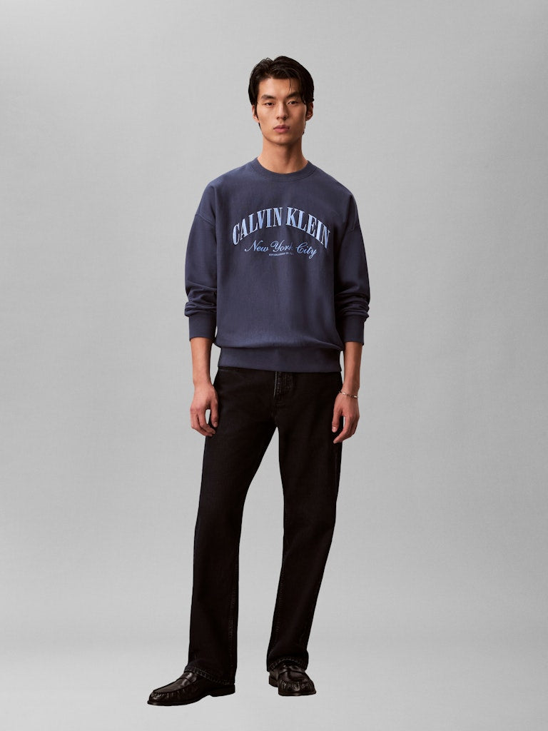 CKJ LS PREMIUM TERRY COLLEGIATE SWEAT DENIM