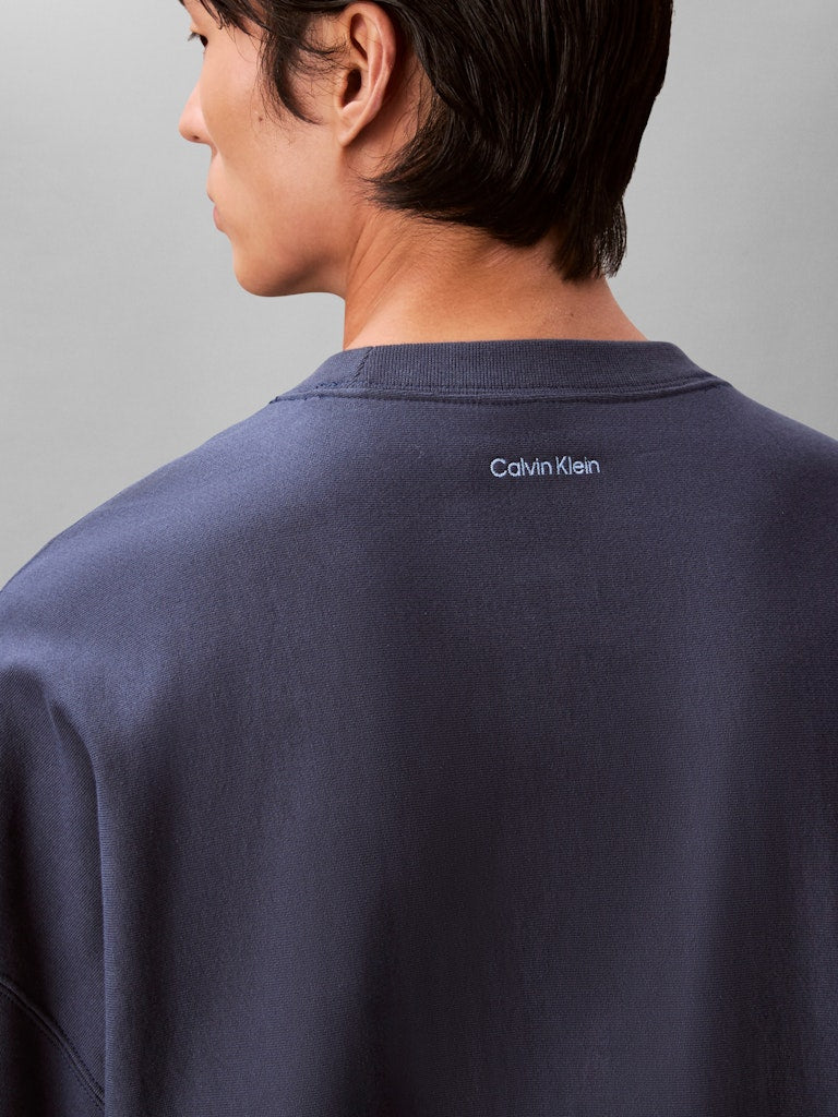 CKJ LS PREMIUM TERRY COLLEGIATE SWEAT DENIM