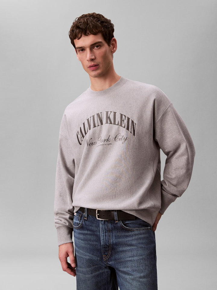 CKJ LS PREMIUM TERRY COLLEGIATE SWEAT GREY