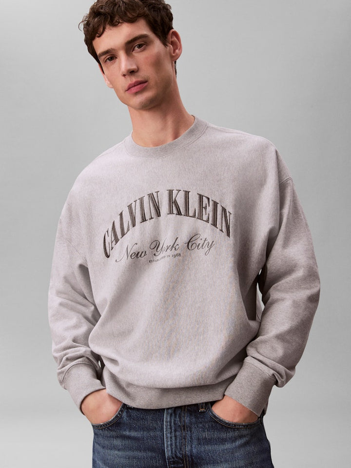 CKJ LS PREMIUM TERRY COLLEGIATE SWEAT GREY