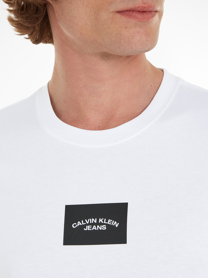 CKJ SMALL CENTER BOX TEE - WHITE