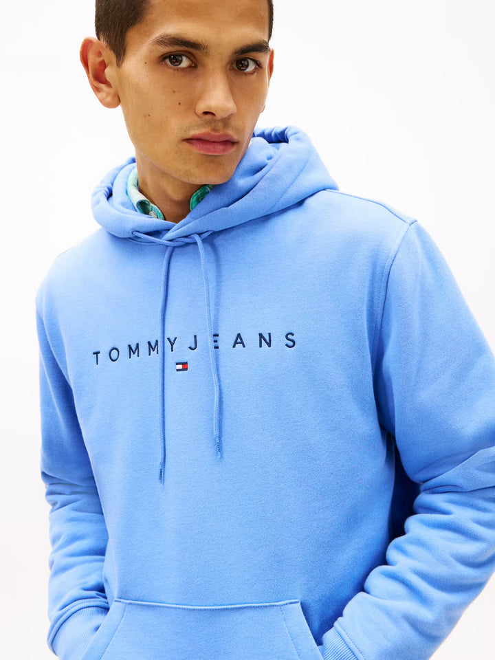 TOMMY JEANS REG LINEAR LOGO HOODIE - LIGHT BLUE