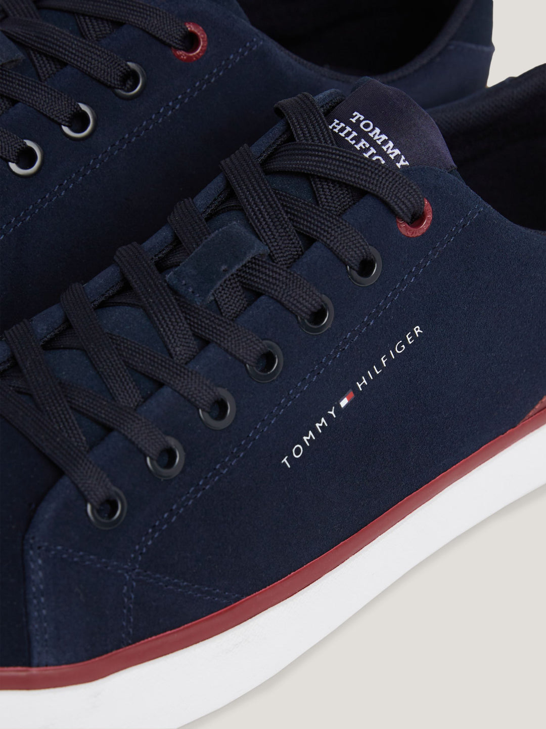 TH HI VULC CORE LOW SUEDE - NAVY