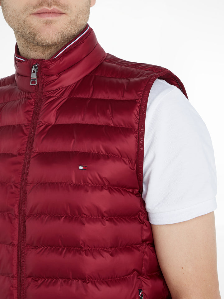 TH PACKABLE RECYCLED VEST - DEEP ROUGE