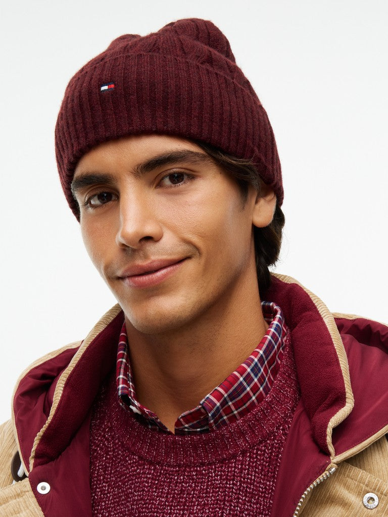 TOMMY HILFIGER FLAG CABLE BEANIE - DEEP BURGUNDY