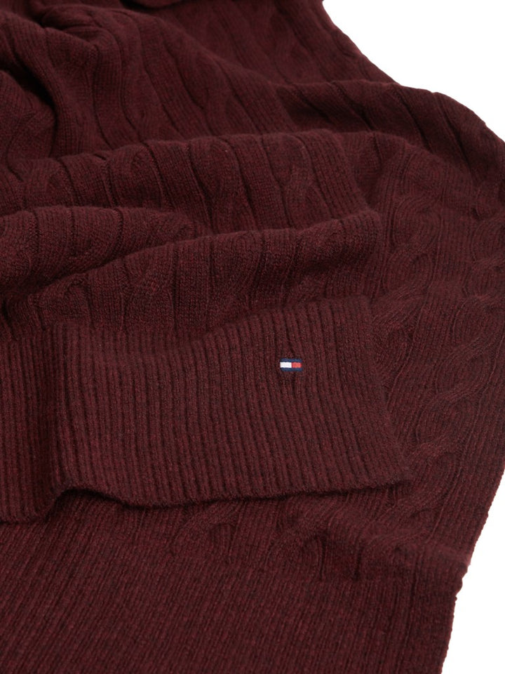 TOMMY HILFIGER FLAG CABLE SCARF - DEEP BURGUNDY