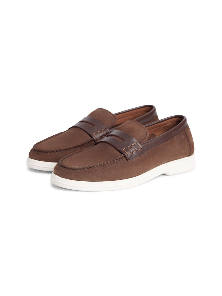 TOMMY HILFIGER MIX NUBUCK LOAFER - LEGACY BROWN