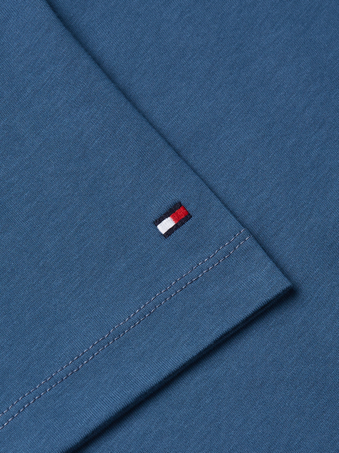 TOMMY HILFIGER SCRIPT LOGO TEE - AEGEAN SEA