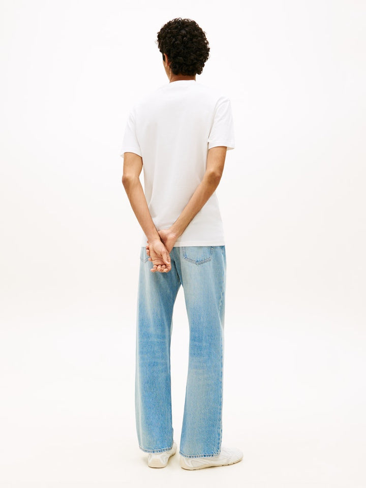 TOMMY JEANS REG LINEAR LOGO TEE - ECRU/GREEN
