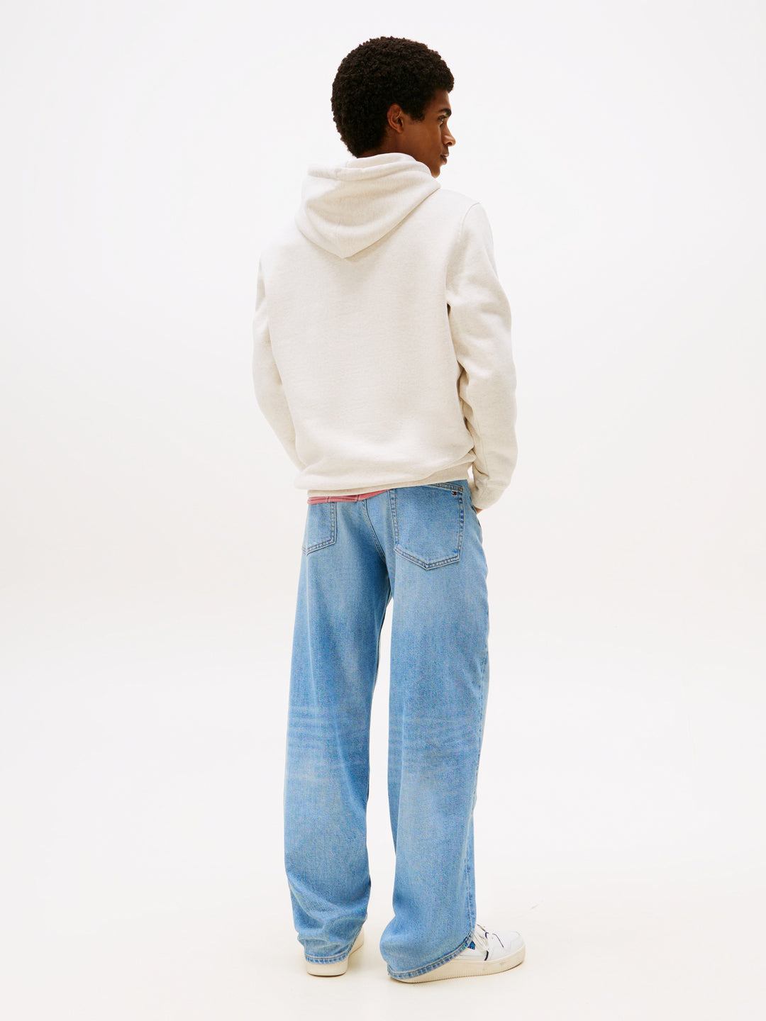 TJM REG CBLK LINEAR LOGO HD - OAT/ECRU