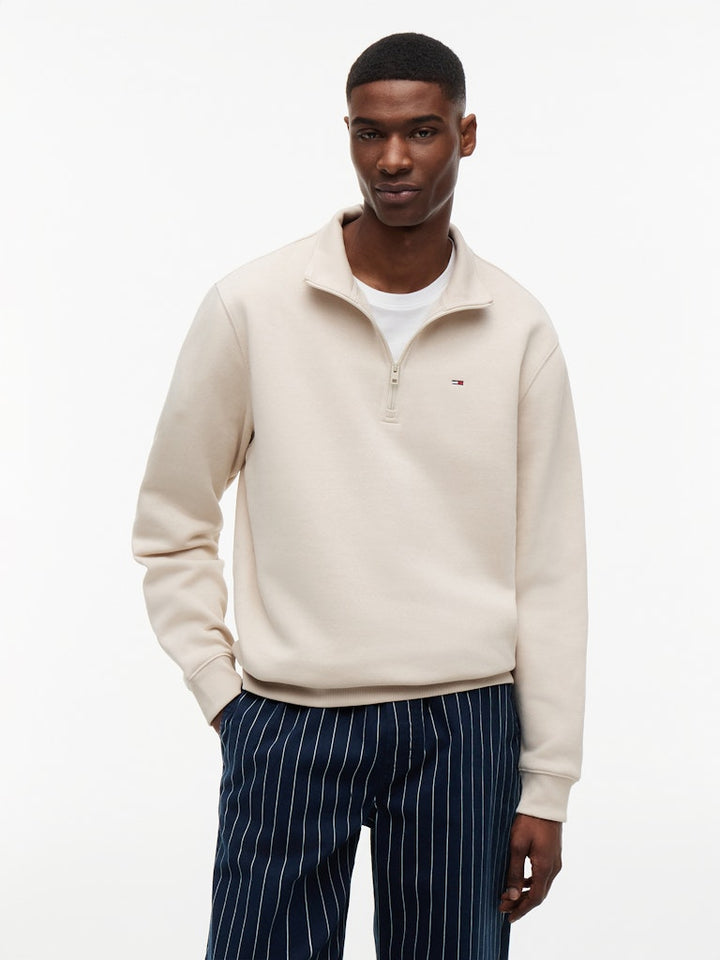 TOMMY JEANS REG FLEECE 1/4 ZIP - CLASSIC BEIGE