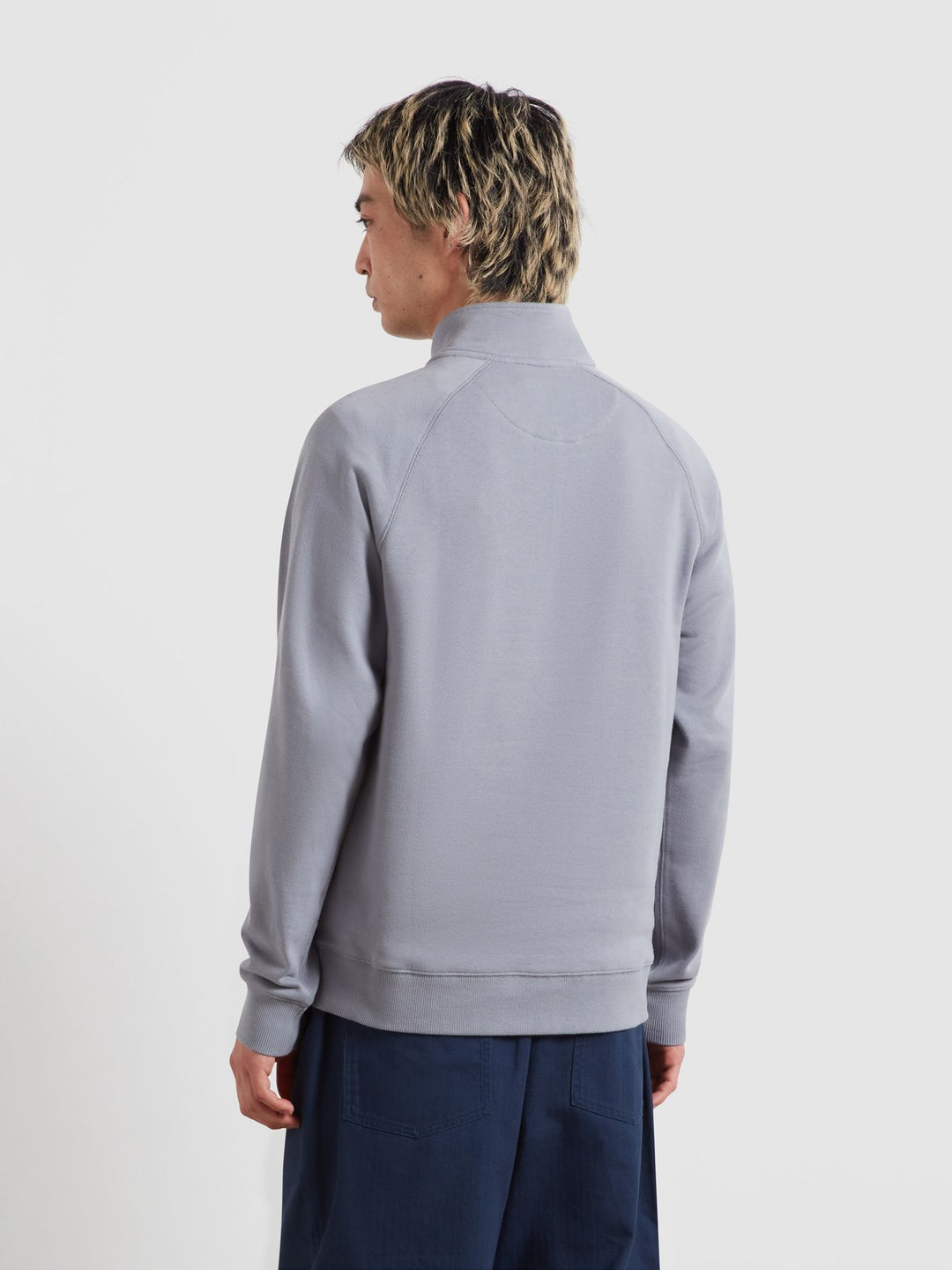 FARAH ARNOLD 1/4 ZIP - ICELANDIC BLUE