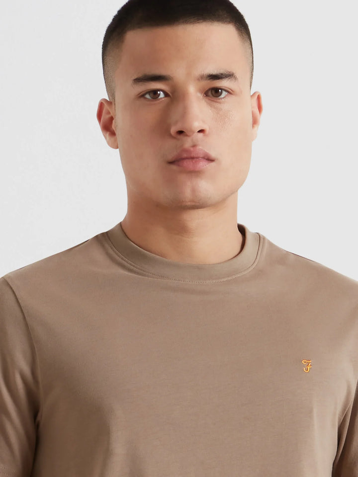 FARAH DANNY SS TEE - STONE GREY