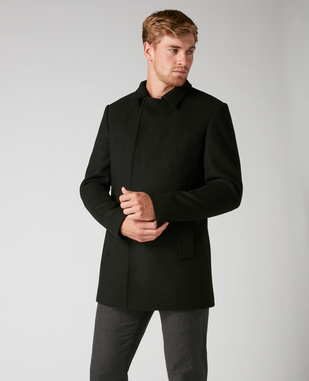 REMUS UOMO LOHMAN OVERCOAT - BLACK