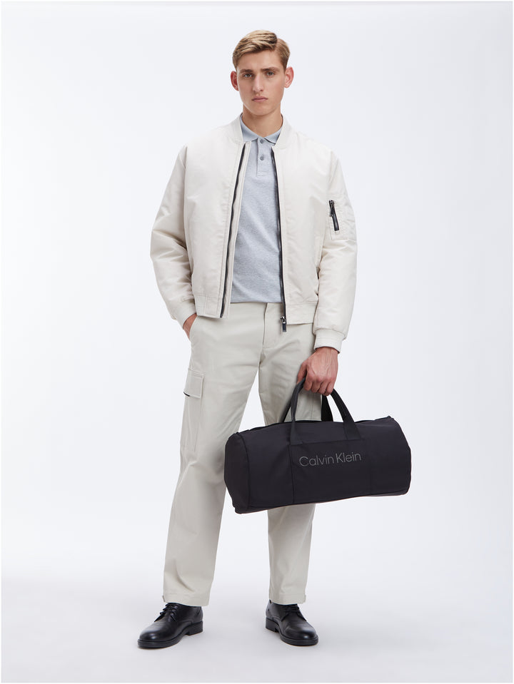 CK MUST T + BARREL BAG