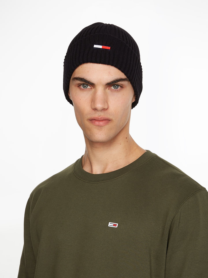 TJM FLAG RIB BEANIE - BLACK