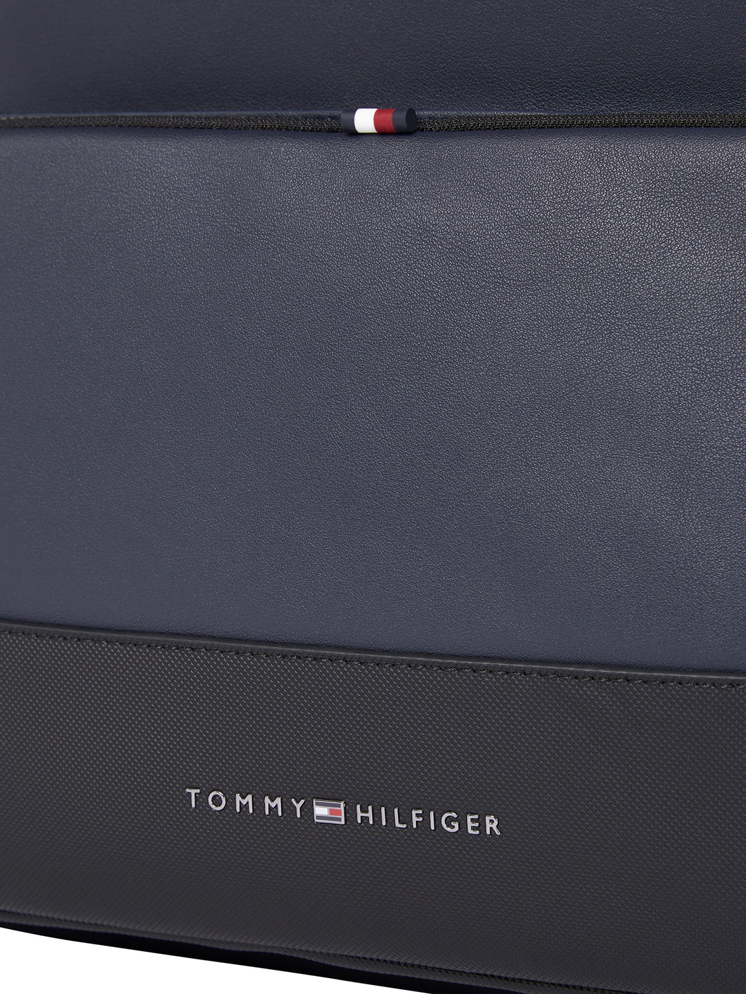 TH ESSENTIAL BACKPACK - SPACE BLUE