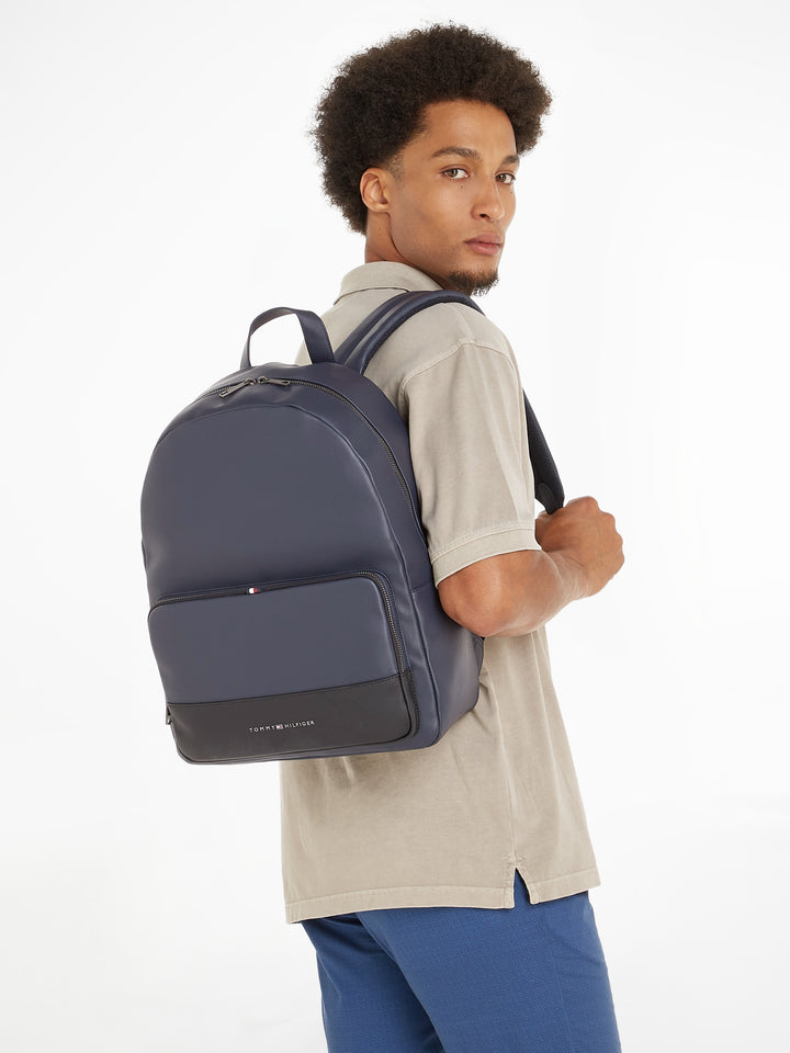 TH ESSENTIAL BACKPACK - SPACE BLUE